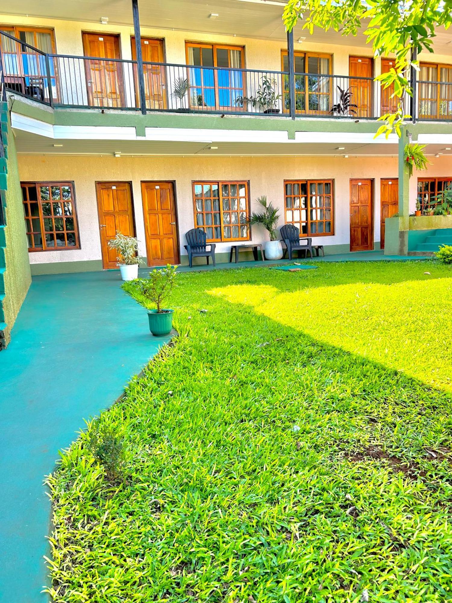 Tupa Hotel Iguazu Пуэрто-Игуасу Экстерьер фото